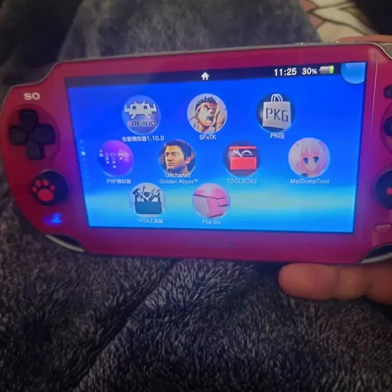 PSV Game TF card contains FBA lite emulator, PSP emulator, thousands of games