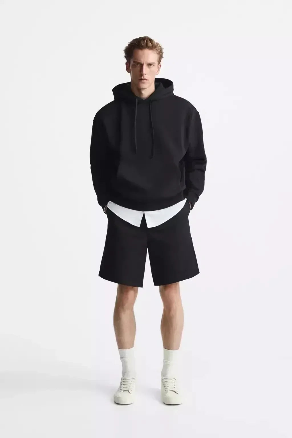 2026 New The New Autumn and Winter Sweatshirt Features Oversized Flowing and Laid-back Printed Patterns. It Is A Unisex Base